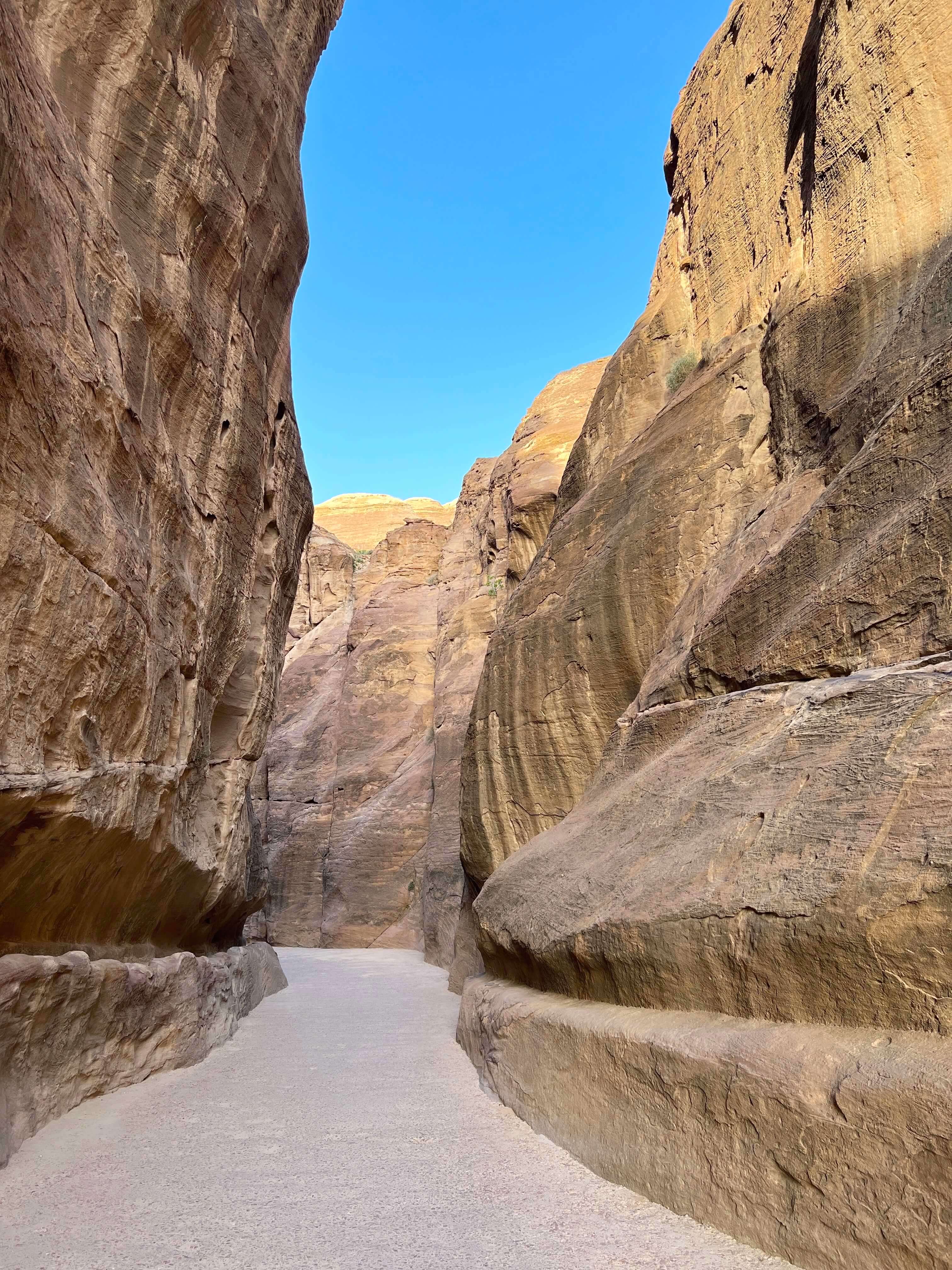 Your Complete Guide to Jordan - A travel blog by travelpackof2